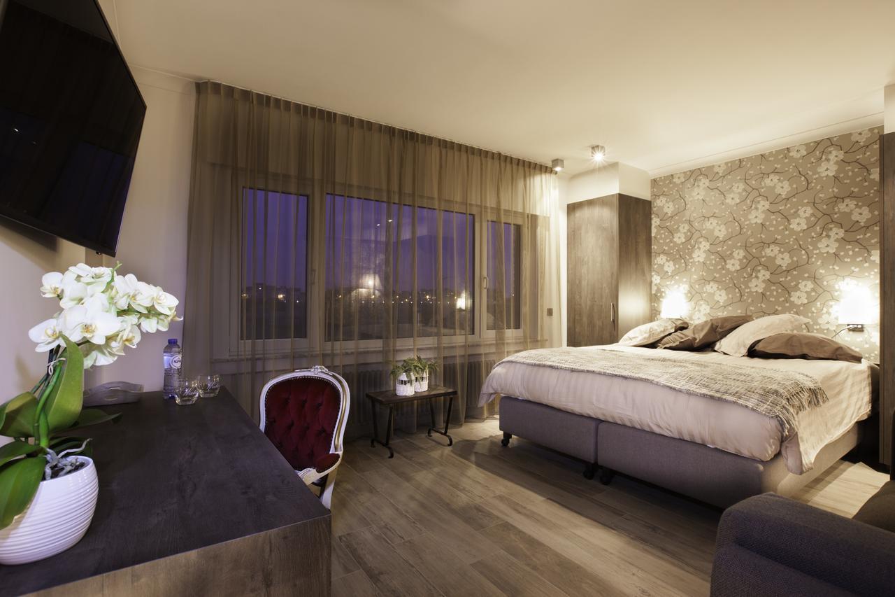Sable D'O -Vlak Aan De Zee- Bed & Breakfast Mariakerke  Dış mekan fotoğraf